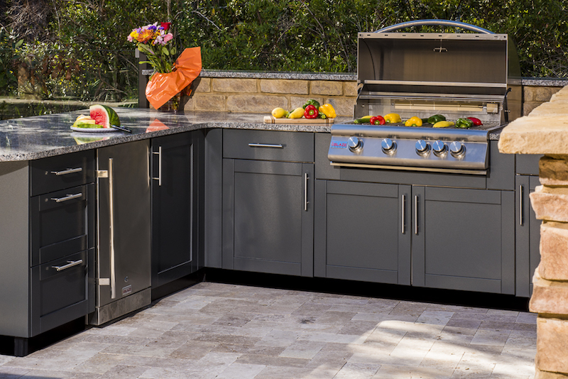 Outdoor Kitchen Cleaning