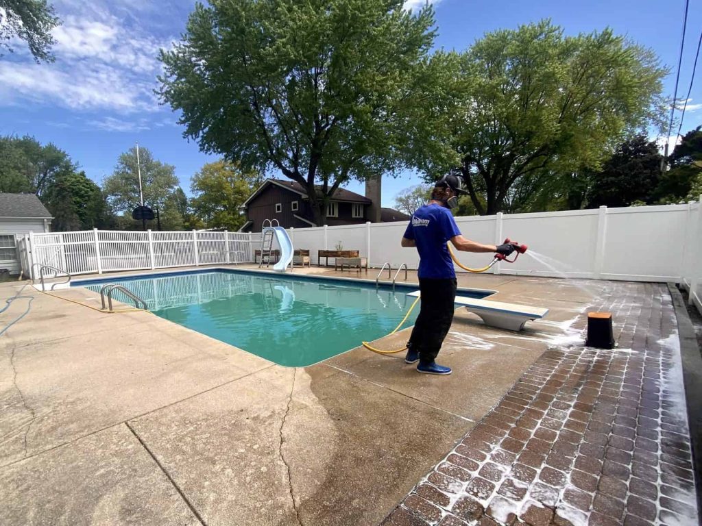 Pool Deck Cleaning