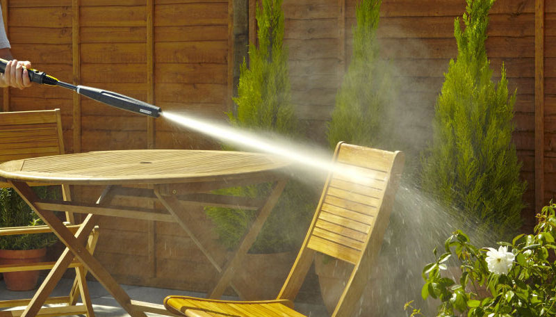 Outdoor Furniture Cleaning